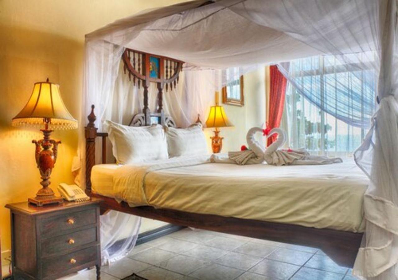 Africa House Zanzibar Bed and Breakfast Esterno foto